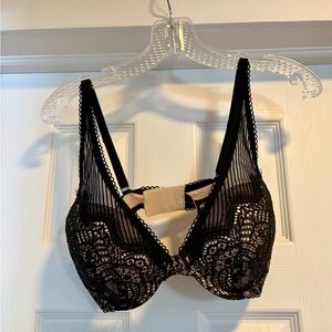 (EUC) Victoria's Secret Bra— Push Up Dream Angels, padded floral lace